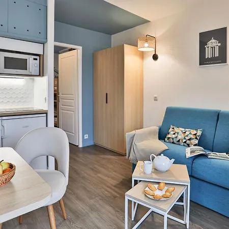 Pierre & Centre Apartmanhotel