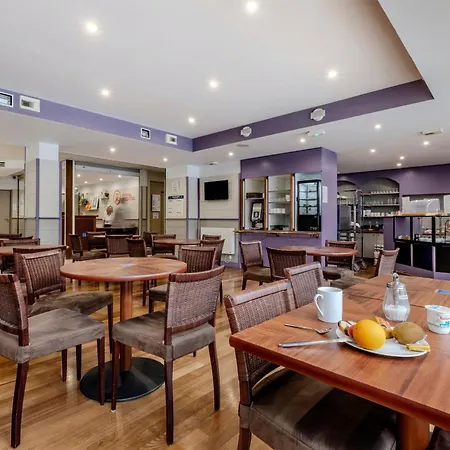 Pierre & Centre Apartmanhotel